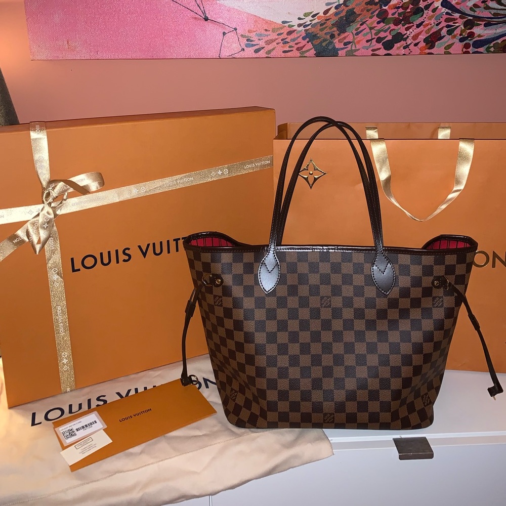 🚫SOLD🚫Authentic Louis Vuitton neverfull mm